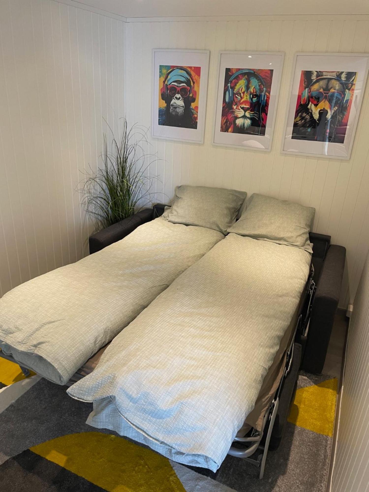 Tromso Skyline Sanctuary Apartment Bagian luar foto