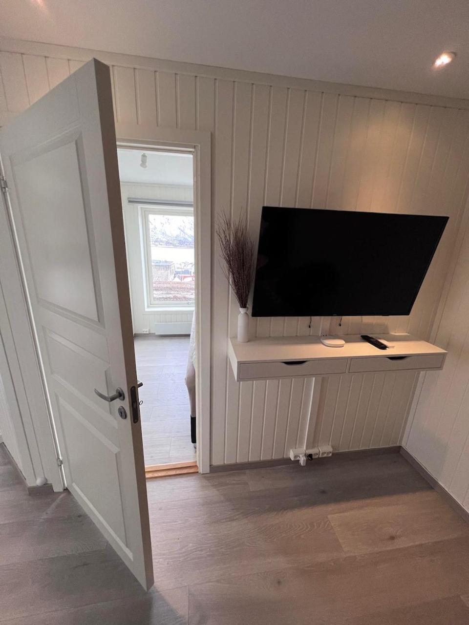 Tromso Skyline Sanctuary Apartment Bagian luar foto